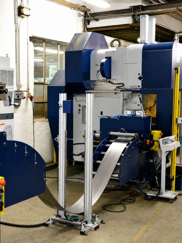 Stanzerei Gockeln Metallbau Maschine Paderborn Höxter